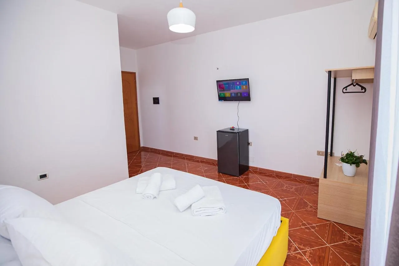Villa Gaudium Radhimë Hotel