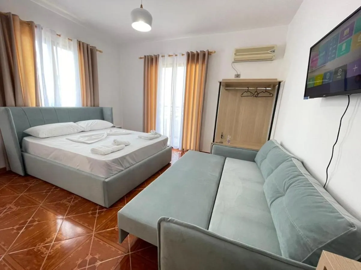 Villa Gaudium Vlore 3*,